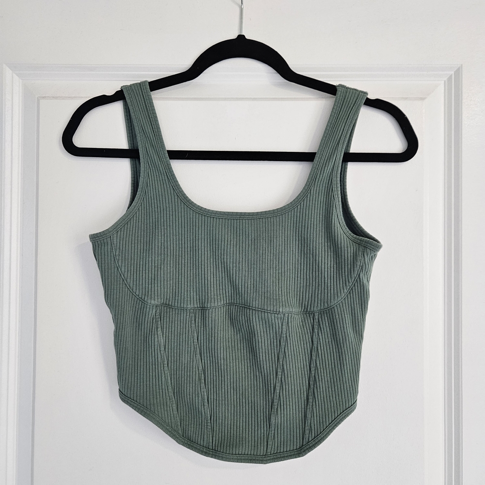 Victoria's Secret Pnk Ribbed Scoop Tank in Sage - Picture 1 of 4